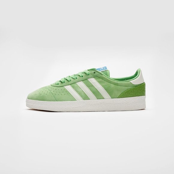 liam gallagher green adidas trainers